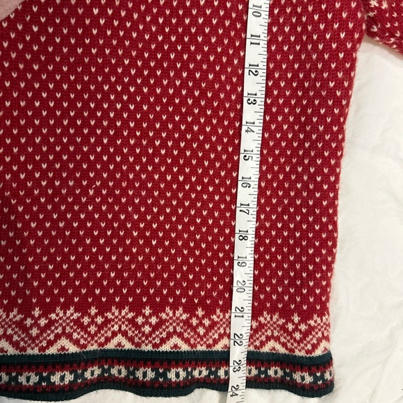 VINTAGE LL BEAN Fair Isle Merino Wool Sweater Buttons Red M - Picture 6 of 7